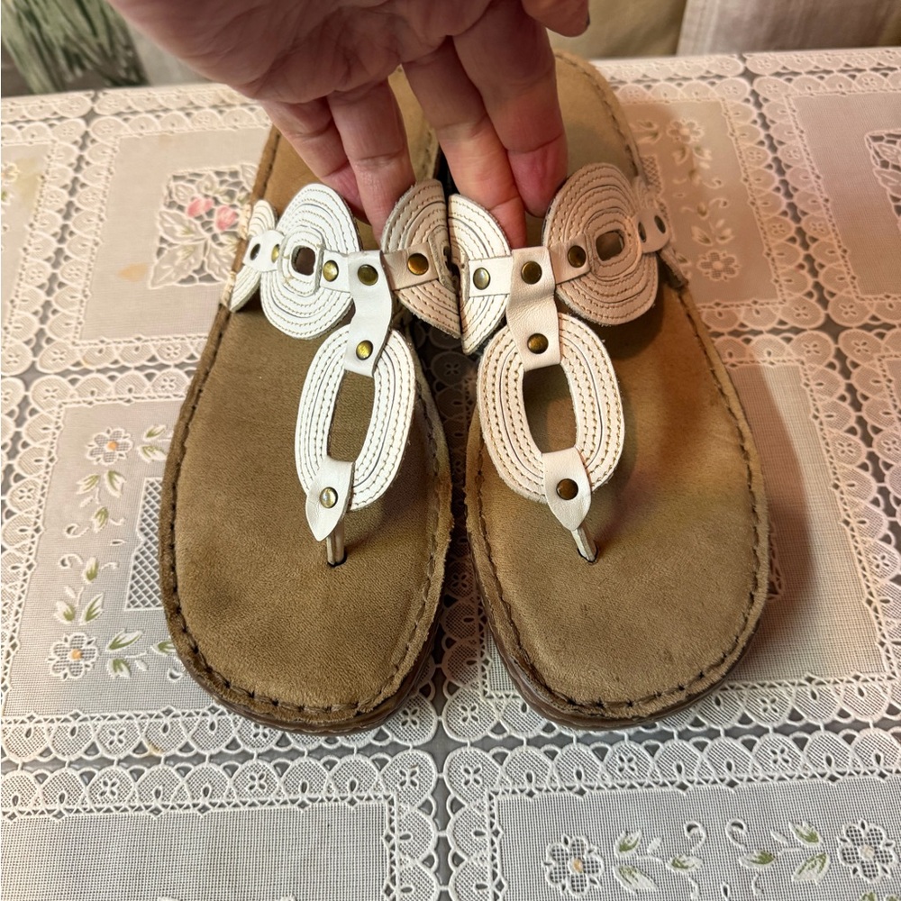 Naturalizer White and Tan Women’s Beaded Thong Sandals